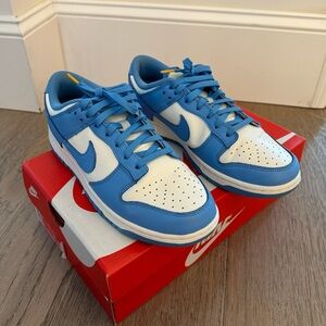 Nike Women’s Dunk Low Coast Sail University Gold Size 9